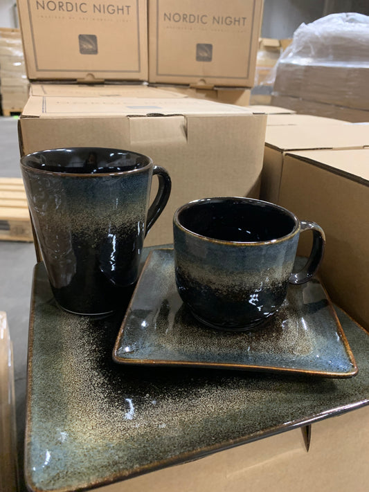 Nordic Night demoset: assiett, mugg, kopp m. fat