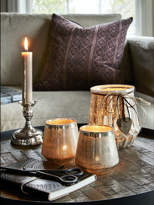 Lina värmeljushållare