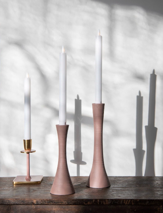 Shapes dusty rosa ljusstake hög 1st H: 26 cm