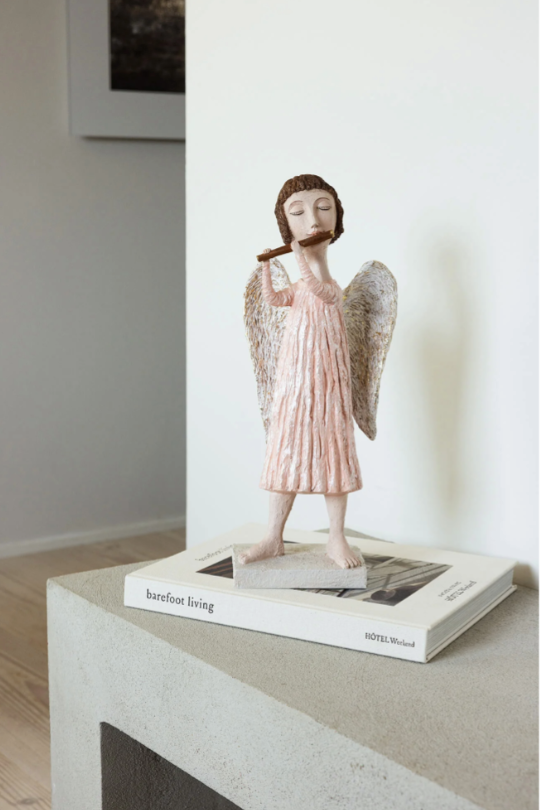 Lavinia ängel med flöjt